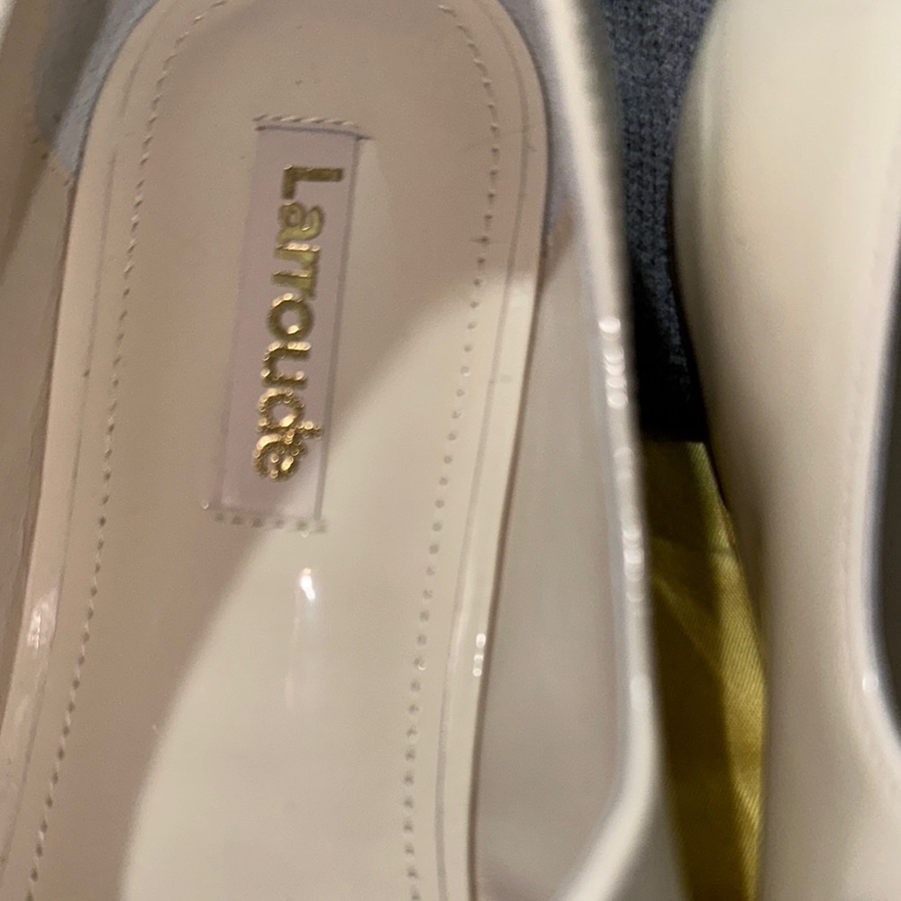 Larroude Cream Flats with Classic Mary Jane Style - Picture 4 of 16